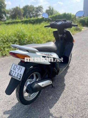 Honda Click 110cc màu trắng