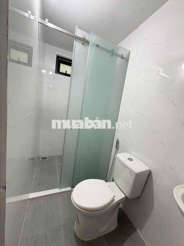 👉Cho thuê nhà 2 tầng mới,sạch sẻ mặt tiền đường 7m5 An hải bắc,Sơn Trà
