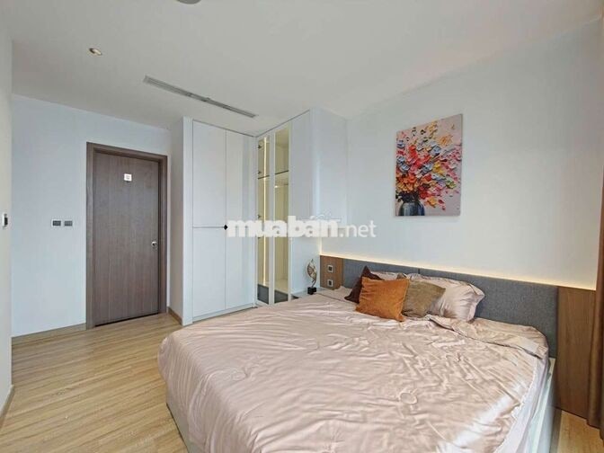 Bán căn hộ đẹp 84.4m2, 2PN, 2WC, view sông, Park 6, full nội thất mới