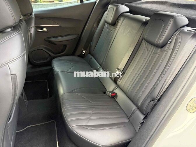 Peugeot 2008 GT Line 2023 Lướt 31.000km