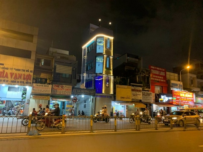 CHÍNH CHỦ BÁN NHÀ GIÁ RẺ CĂN GỐC 2MT 290A LÝ THÁI TỔ, P.1, Q.3, 8,2 TỶ