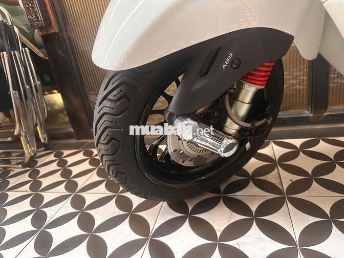 Piaggio Sprint 2025 150cc 2.200km Trắng