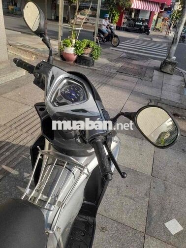 Honda Air Blade FI 2012 thành phố
