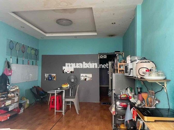 Cho thuê nguyên lầu 1 thông thoáng, DT 4 x15m,  Phú Nhuận