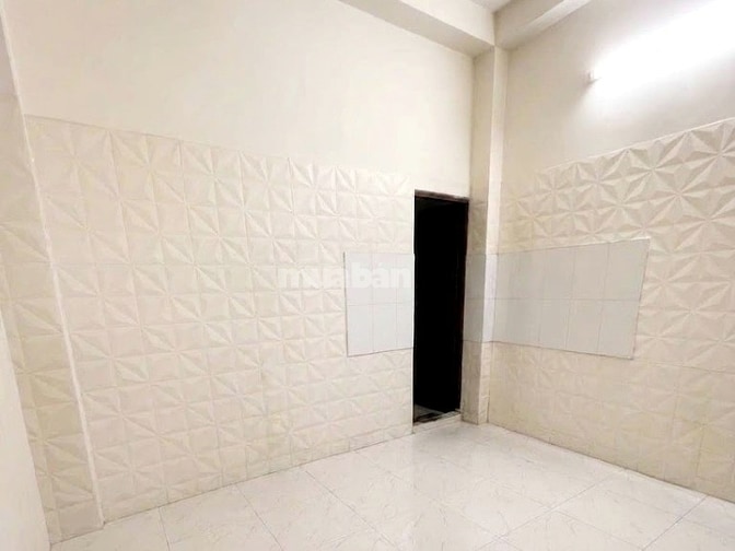 Nhà thuê nguyên căn 3 phòng mặt tiền Phan Văn Trị