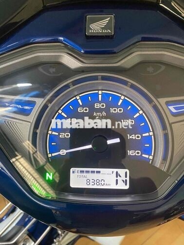Honda Wave 125i 2024 màu trắng xanh