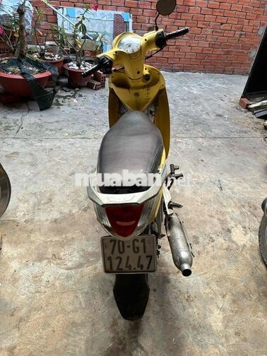 Xe Angela 100cc màu vàng chính chủ