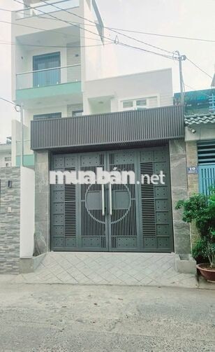 Nhà 2 mặt tiền Đông Hưng Thuận 09, ngang 4m, dài 18m,