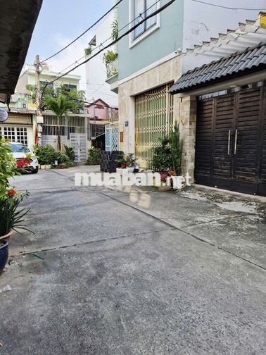 Nhà 2 mặt tiền Đông Hưng Thuận 09, ngang 4m, dài 18m,