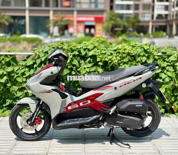 Honda Air Blade 160 2025 Xám đỏ