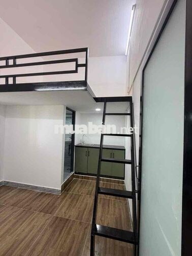 CHO THUÊ 1 PHÒNG TRỌ GÁC CỬA SỔ THOÁNG MÁT 3 TRIỆU 9 NHƯ ẢNH 100%