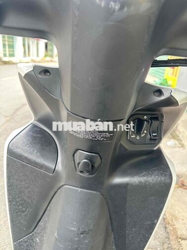 HONDA VISION 2023 15000 KM MÀU TRẮNG
