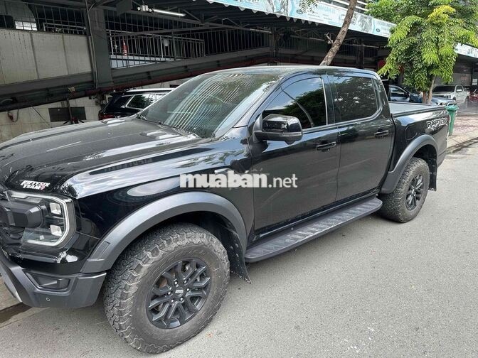 Ford Ranger Raptor 2025 đen 30.000km
