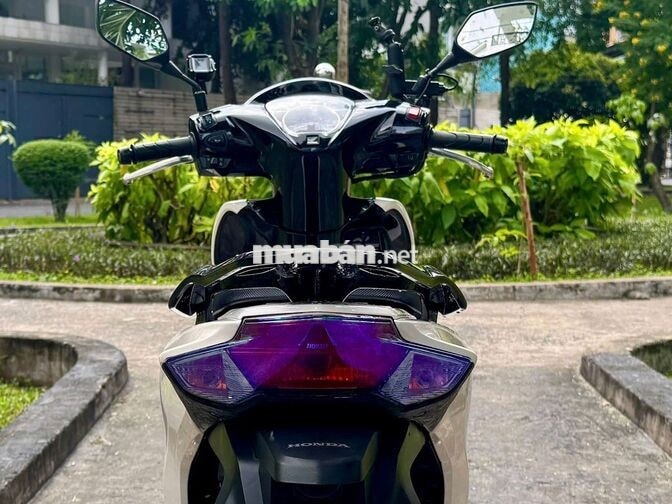 Honda Vision 2020 smartkey trắng đen 37k km