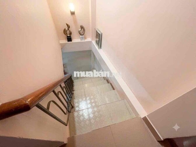 Nhà bán gấp quận Gò Vấp giá 1tỷ9 TL