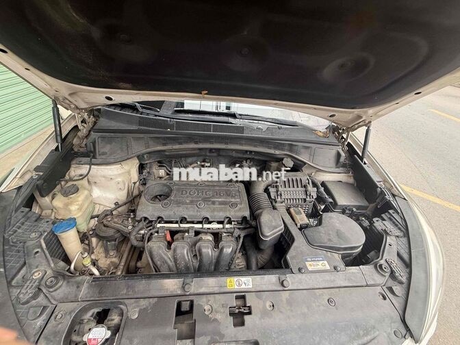 Hyundai Santafe 2015 Xăng Trắng