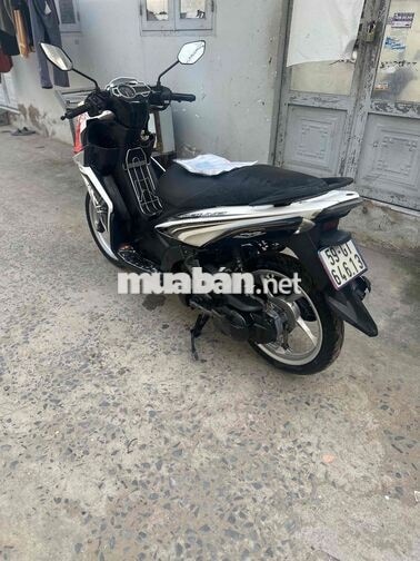 Yamaha Nouvo 5 FI 2013 Trắng đen