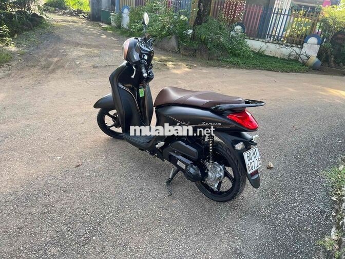 Yamaha Janus Đen nhám Blue Core