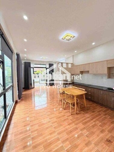 Nhà rộng 2 phòng gânc Bv Phụ Sản