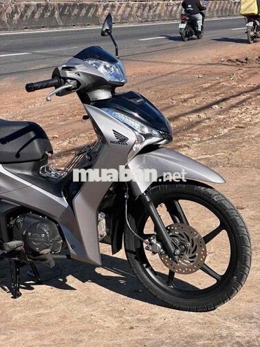 Honda Future 125 2024 xám mới keng