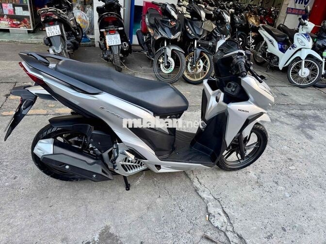 ❎❎ Vario 150 bạc  posche T12/2021 rất mới ngay chủ