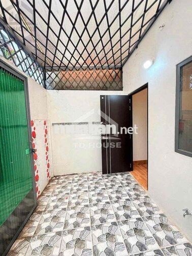 Nhà rộng 2 phòng gânc Bv Phụ Sản