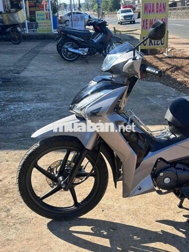Honda Future 125 2024 xám mới keng
