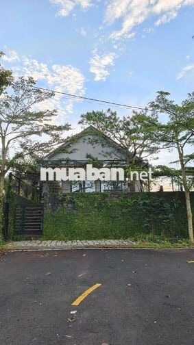 Cần bán 2 lô liền kề 200m2/ lô Giá chỉ 990tr