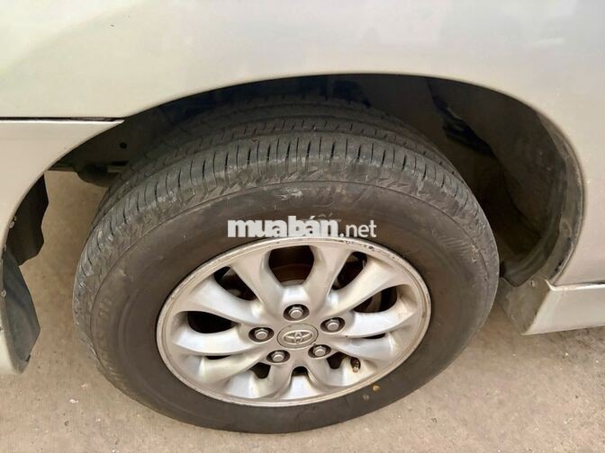 Toyota Innova 2014 2.0 E Bạc