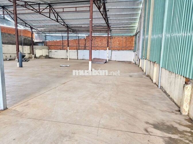 Kho xưởng mặt tiền Quốc Lộ 22-Bà Điểm-Hóc Môn.Dt kho 480m2. 40tr