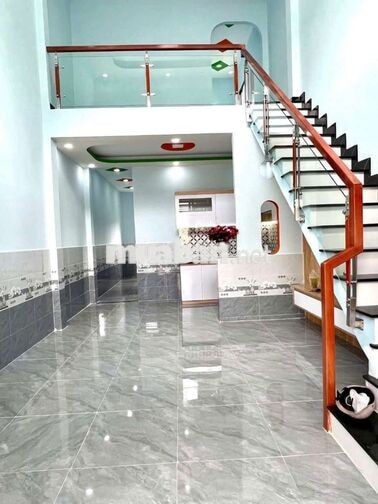 tôi chính chủ cần bán nhà gấp sdc khu vực tô ký chợ bắp