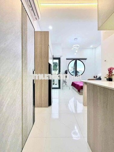 cho thuê studio ban công sư vạn hạnh quận 10 gần ueh