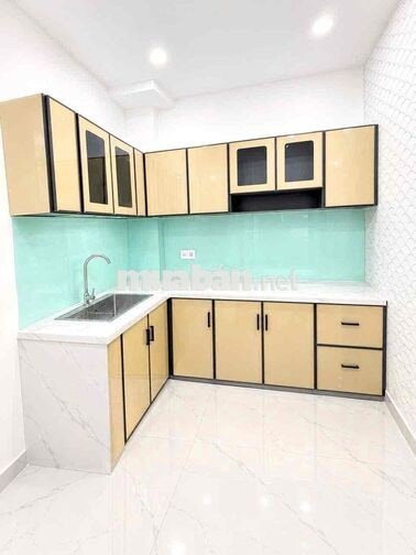 Tân Bình, Hẻm xe hơi 2 Tầng 30m2 2Pn khu vip nhỉnh 3 tỷ