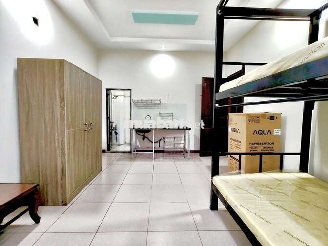 💥giường nệm máy lạnh tủ lạnh tủ đồ, thang máy giá chỉ 3tr6. Gần HUB💥