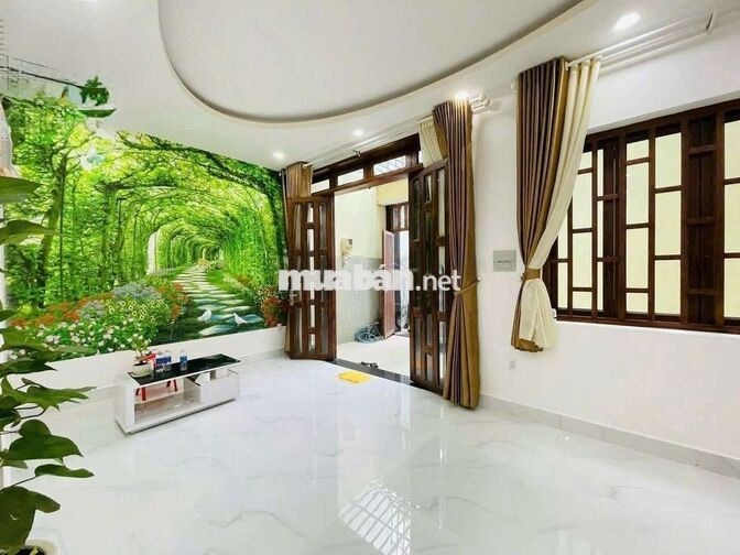 NHÀ 3PN CÓ 3 MÁY LẠNH NỘI THẤT CÓ SÂN ĐỂ XE.