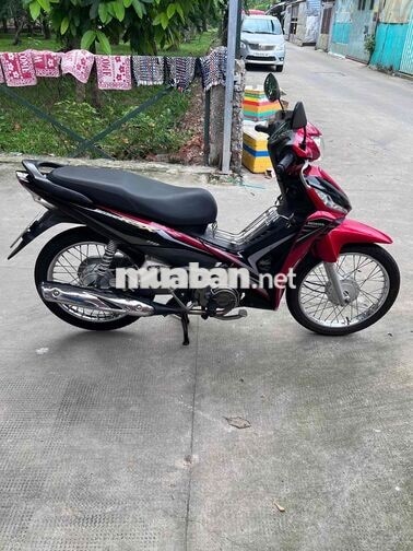 Cần bán 1 chiếc  Honda Wave RSX màu Đỏ đen