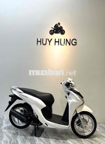Honda Vision 2022 màu trắng đen