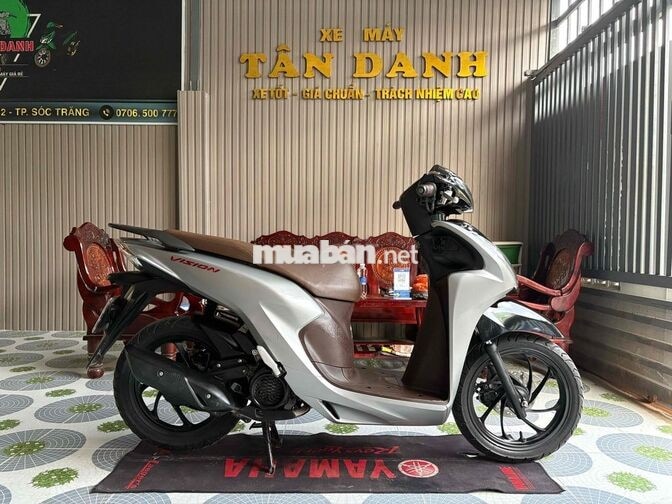 Honda Vision 2025 Bạc đen