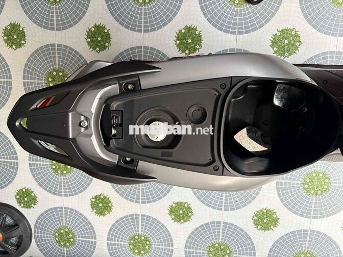 Honda Vision 2025 Bạc đen