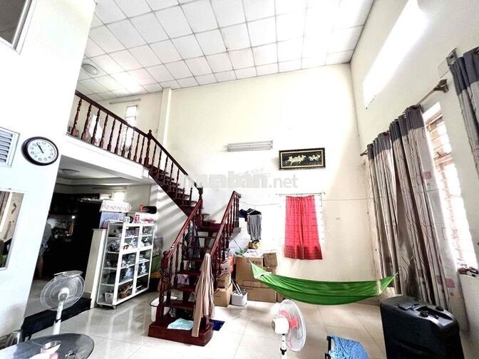 Bán Nhà 2 Tầng 85M2 Sát Quốc Lộ 13, Thủ Đức