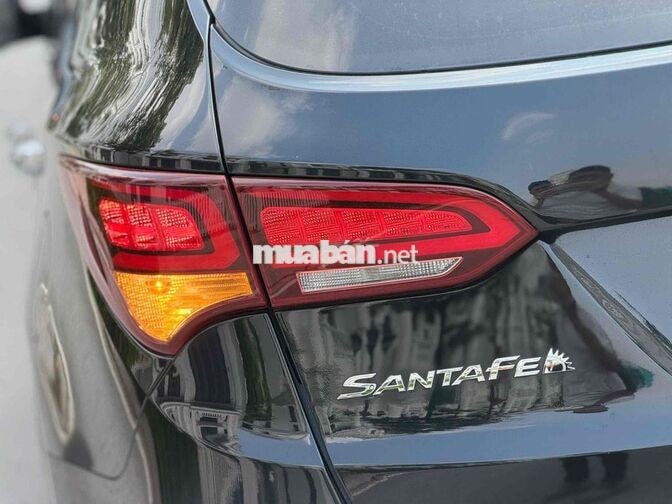 HYUNDAI SANTA FE 2018 4WD FULL XĂNG ĐEN