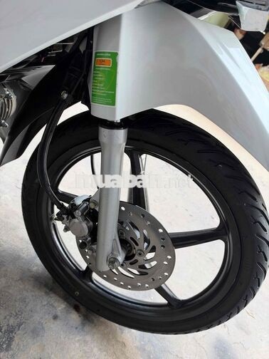 Honda Future 125 2023 Trắng đỏ