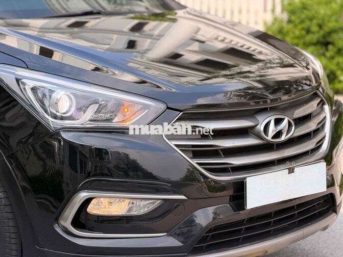 HYUNDAI SANTA FE 2018 4WD FULL XĂNG ĐEN