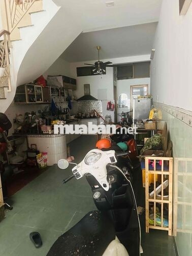 Pass nhà 9.5Tr - 80m2 Đường Nguyễn Văn Nghi . Giá quá rẻ
