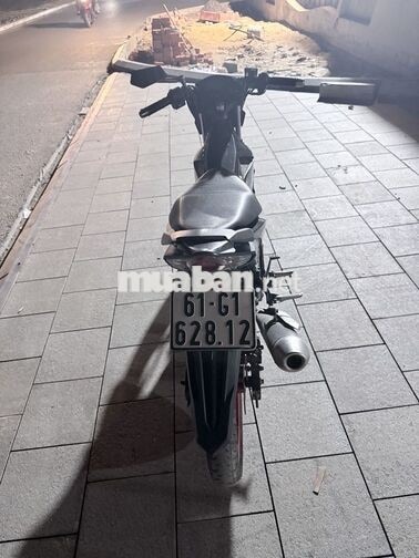 Suzuki Raider Fi 2018 6.9 vạn đỏ đen