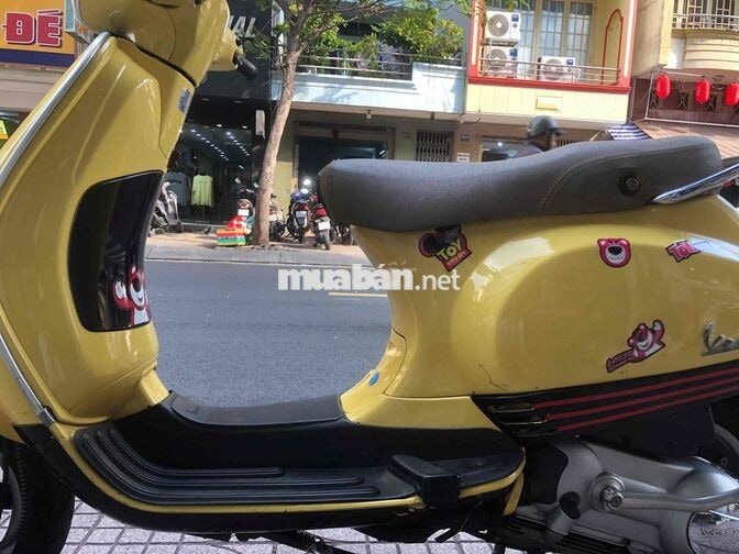 Piaggio LX 125 màu Vàng