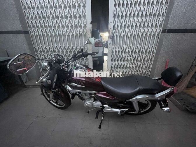 Bán xe Honda Shadow 150 5100km màu đỏ