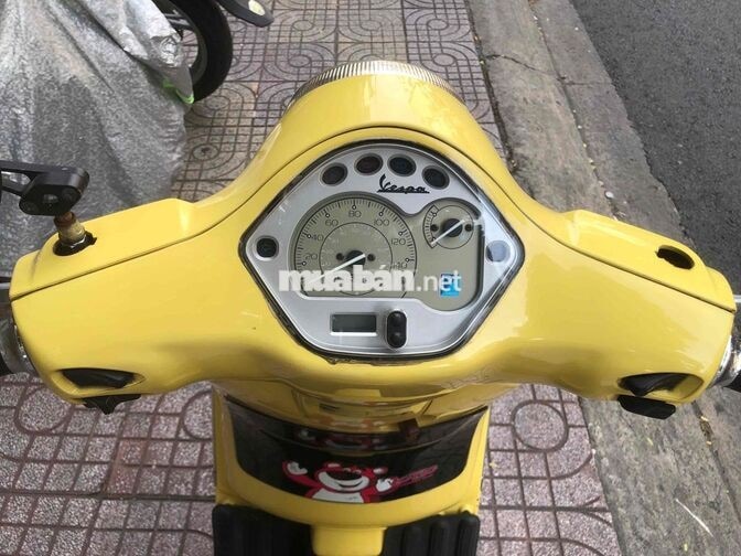 Piaggio LX 125 màu Vàng