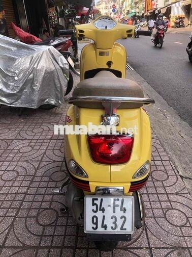 Piaggio LX 125 màu Vàng
