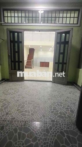 Cho thuê nhà hẻm xe hơi 1 trệt + gác, 50 m2 Tân Thới Nhất 1,